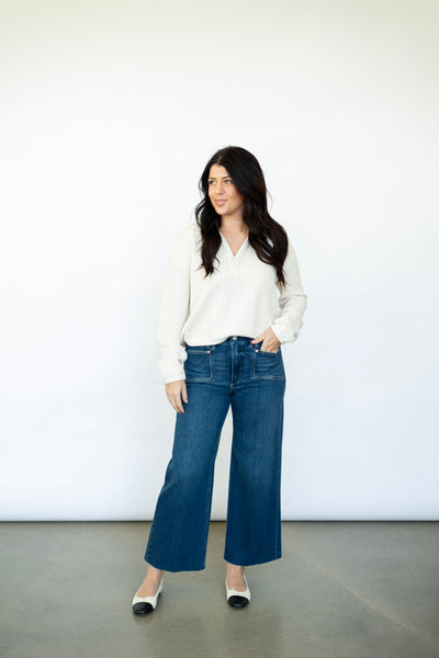 Anessa W/ Set In Pockets and Raw Hem