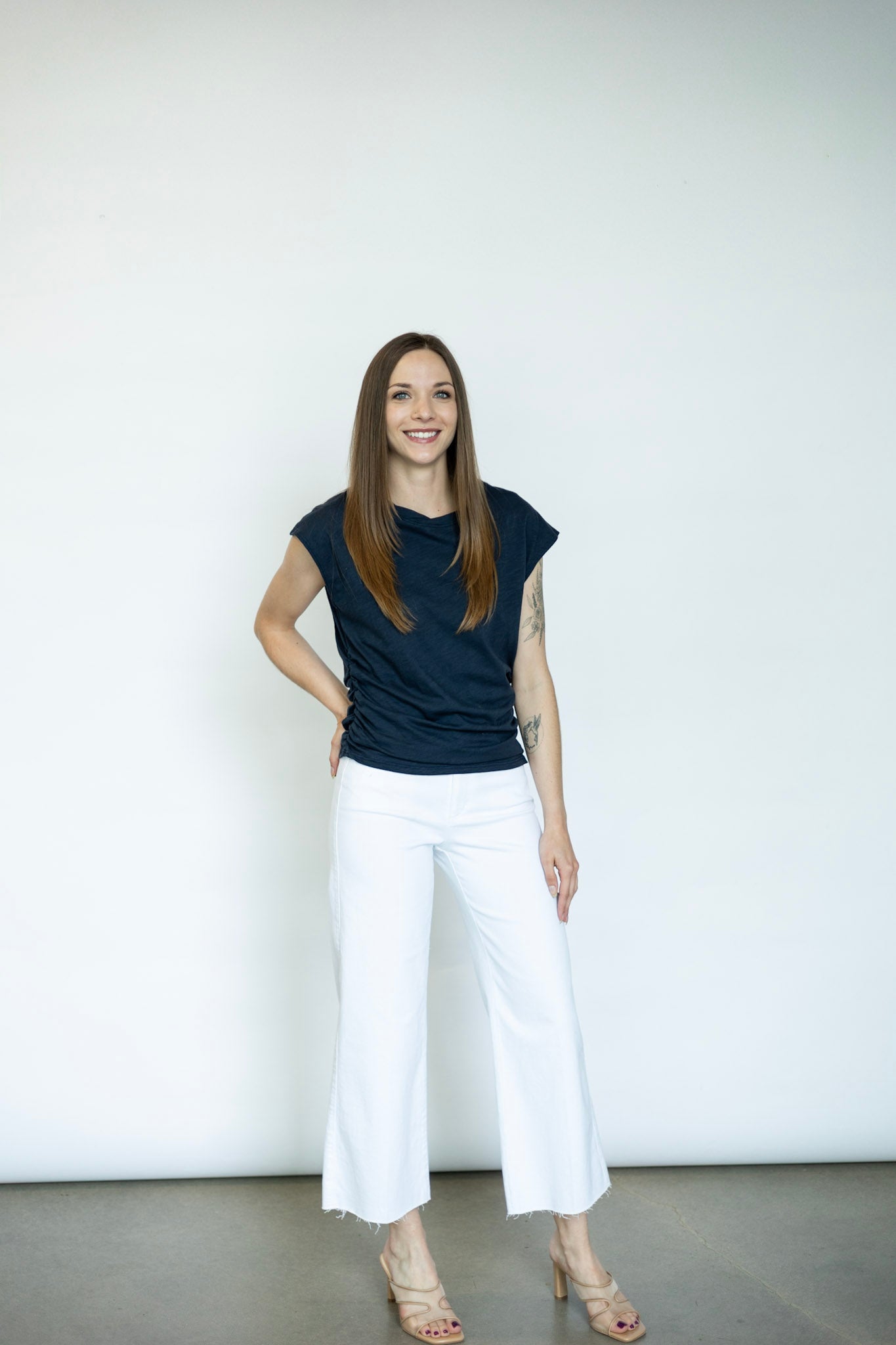 Navy blue tee with side ruching