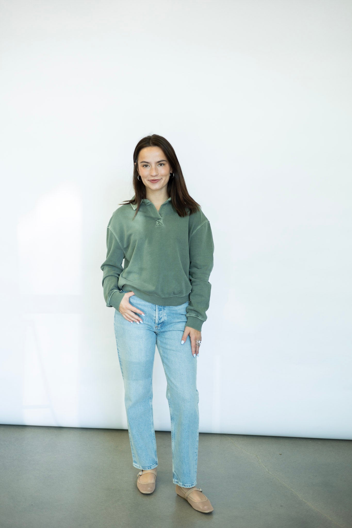 Casual green collared sweatshirt