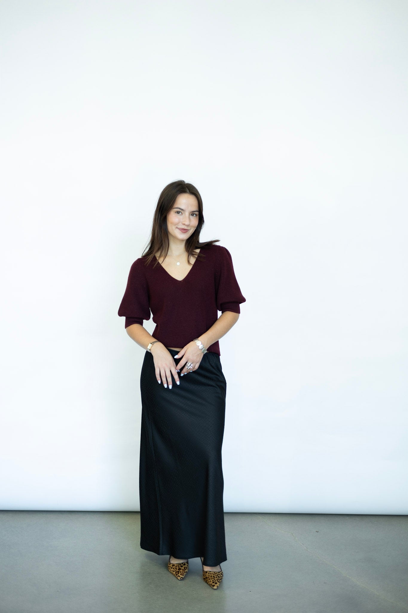 Wine red half sleeve knitted blouse