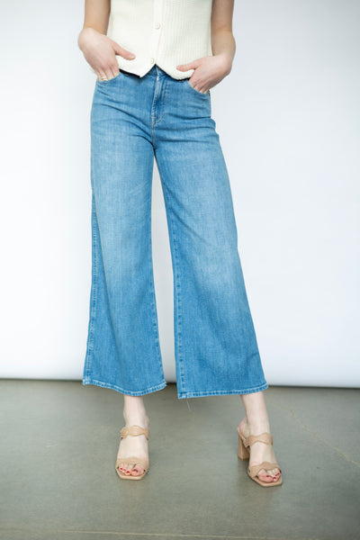 Stretchy, wide leg jeans