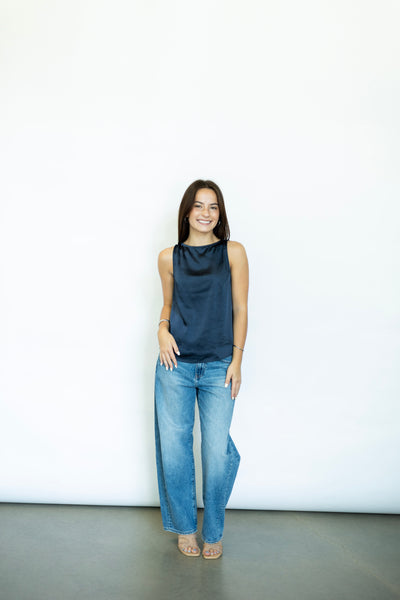 Women's AG barrel jeans