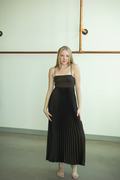 Pleating Maxi Dress