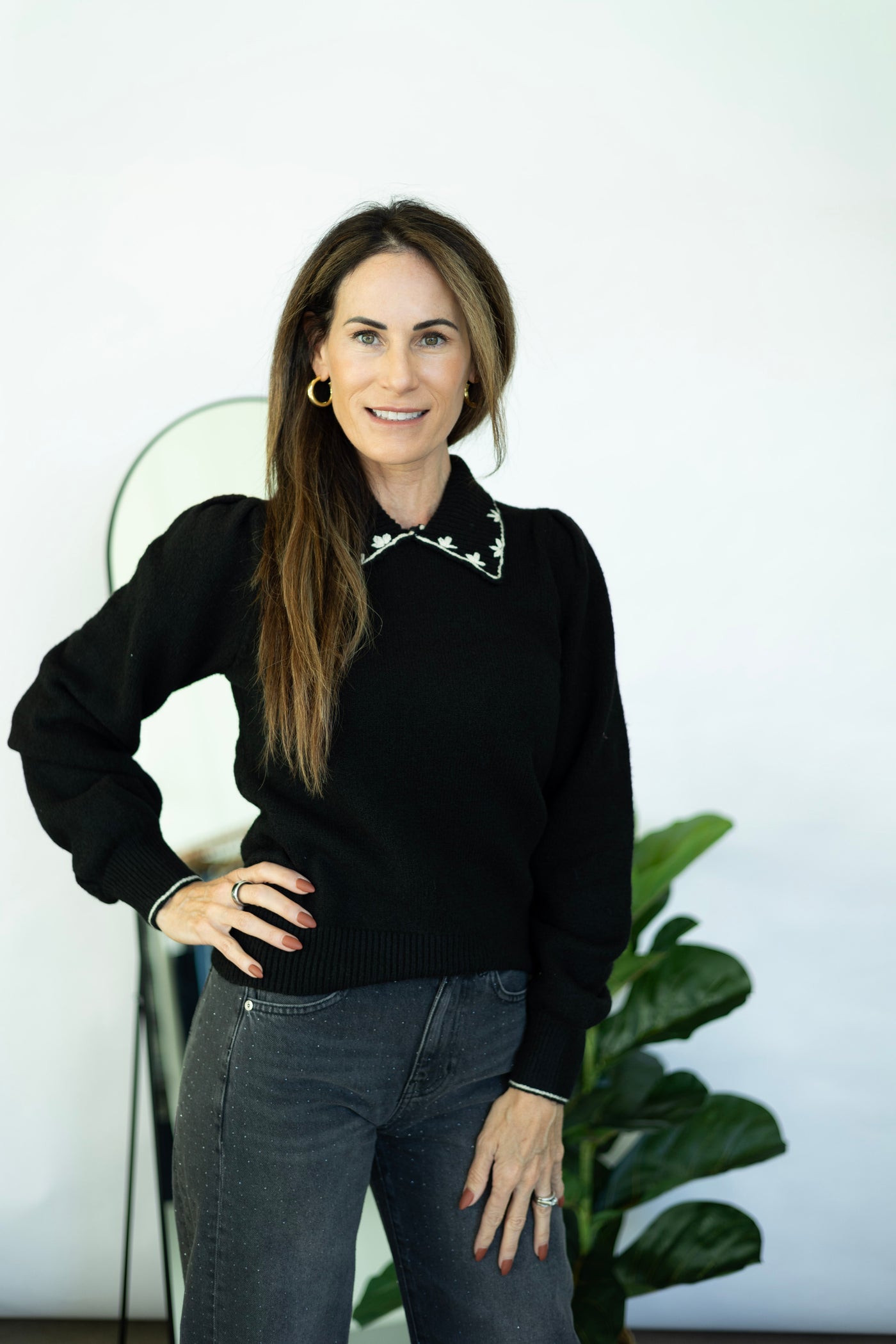 Black sweater with collar 