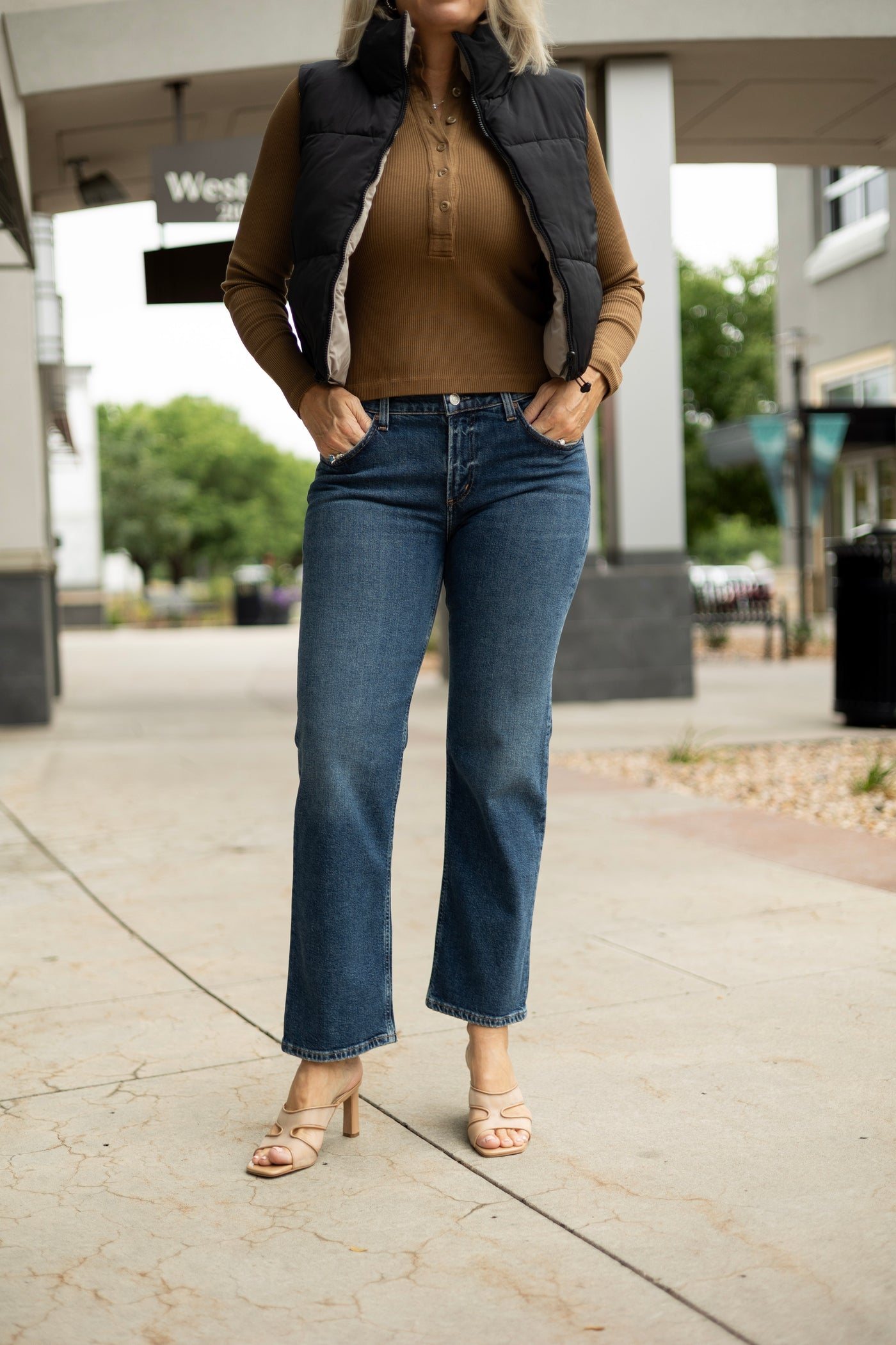 Women's premium slim straight denim