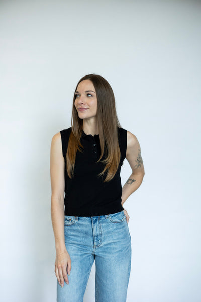 Knitted collared tank for women