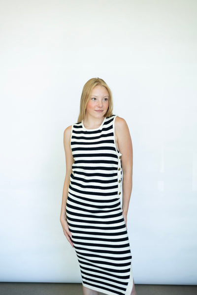 Striped knitted skirt set