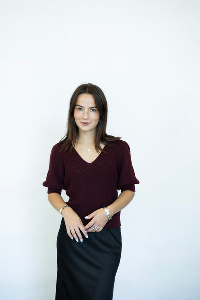 Wine red half sleeve knitted blouse