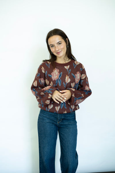 Cozy floral sweater 