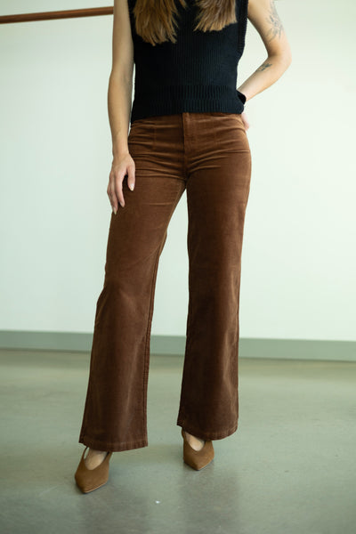 Anessa 31" W/ Stitch Utility Pockets