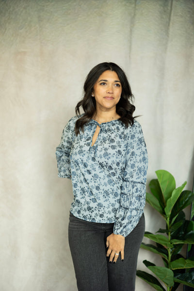 L/S Split Neck Raglan Blouse