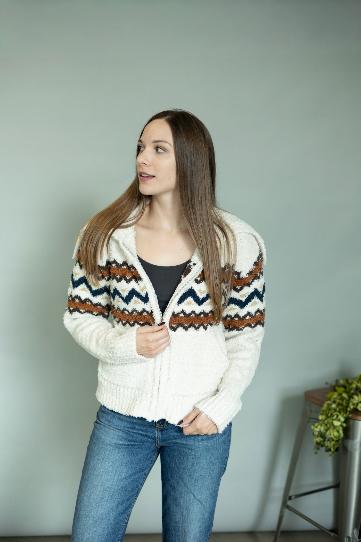 Cozy knitted jacket for women