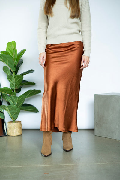 Mermaid fit satin skirt 