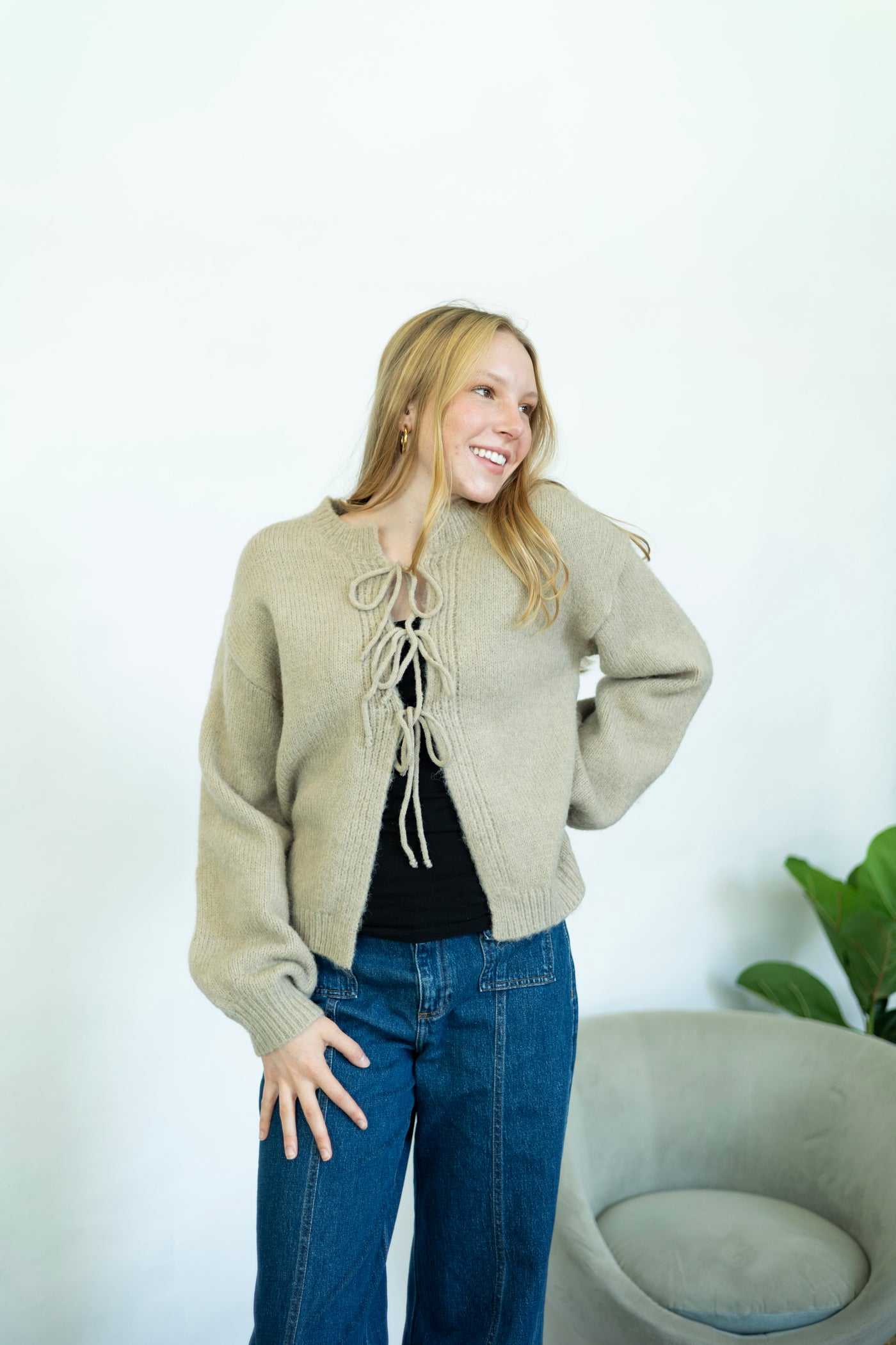 Tie closure cardigan 