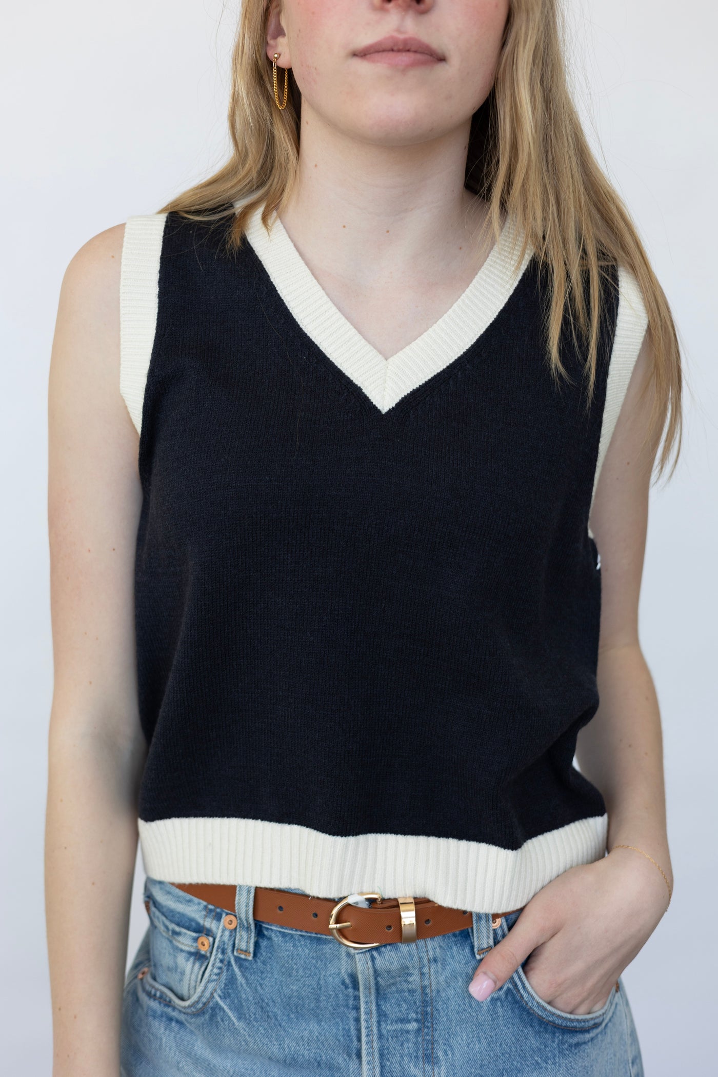 Women's preppy sweater vest