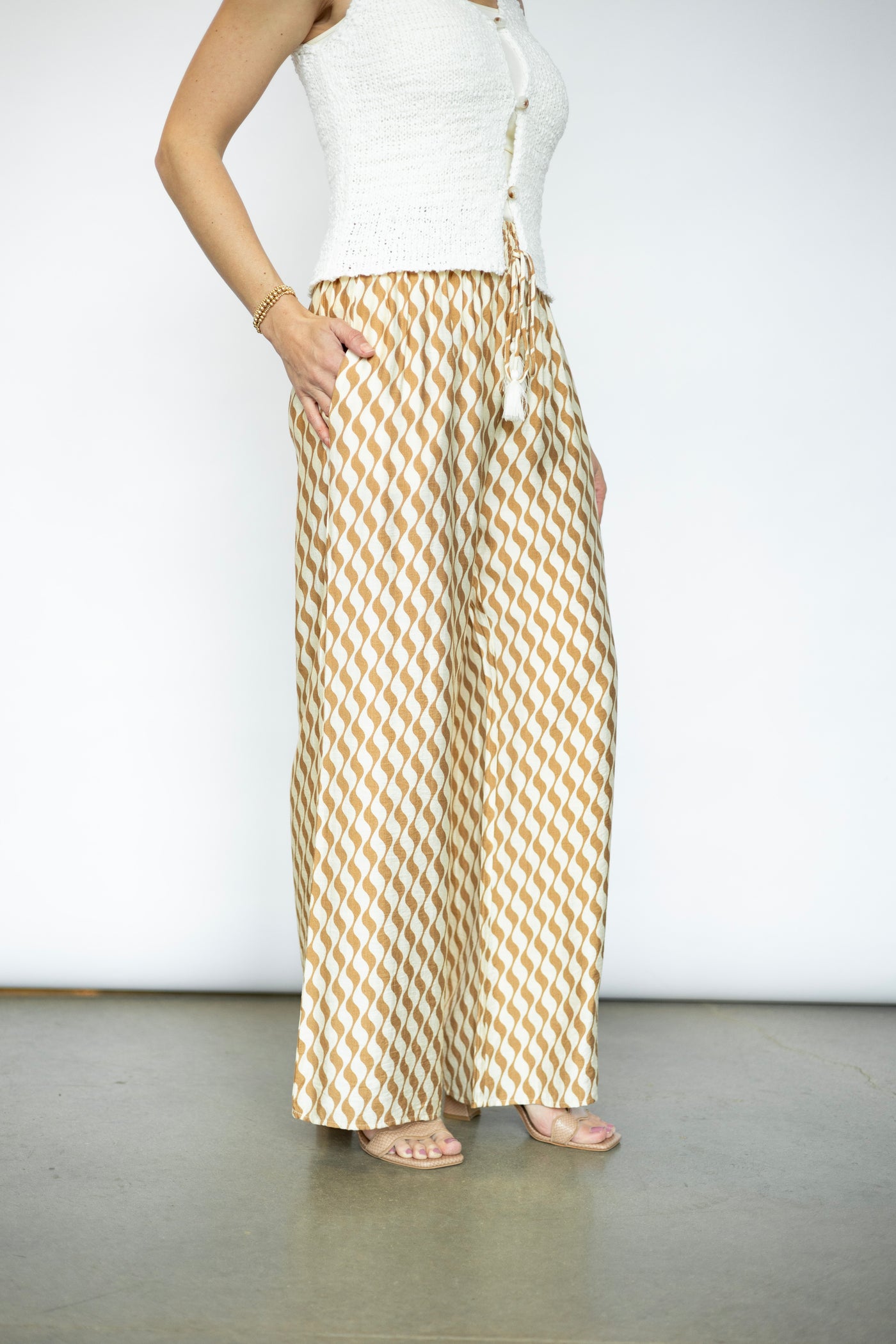 Patterned flowy pants