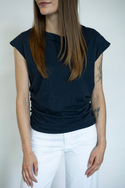 Navy blue tee with side ruching