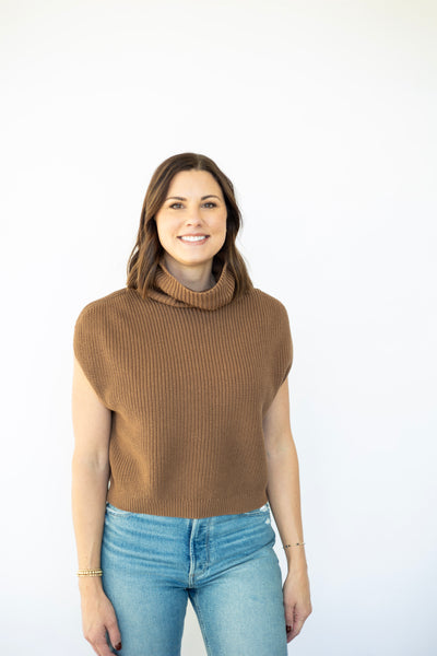 Madison Sleeveless Pullover