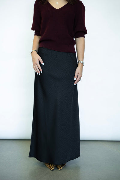 Classy end elegant long black skirt