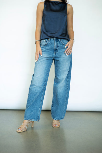 Women's AG barrel jeans