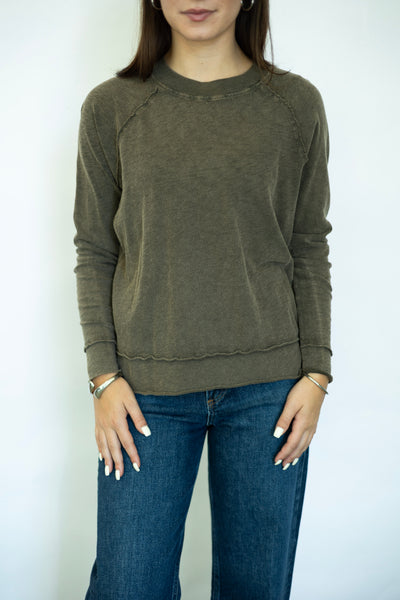 Women's vintage wash long sleeve basic