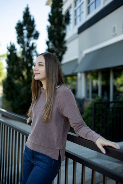 Women's Raglan sweatshirt