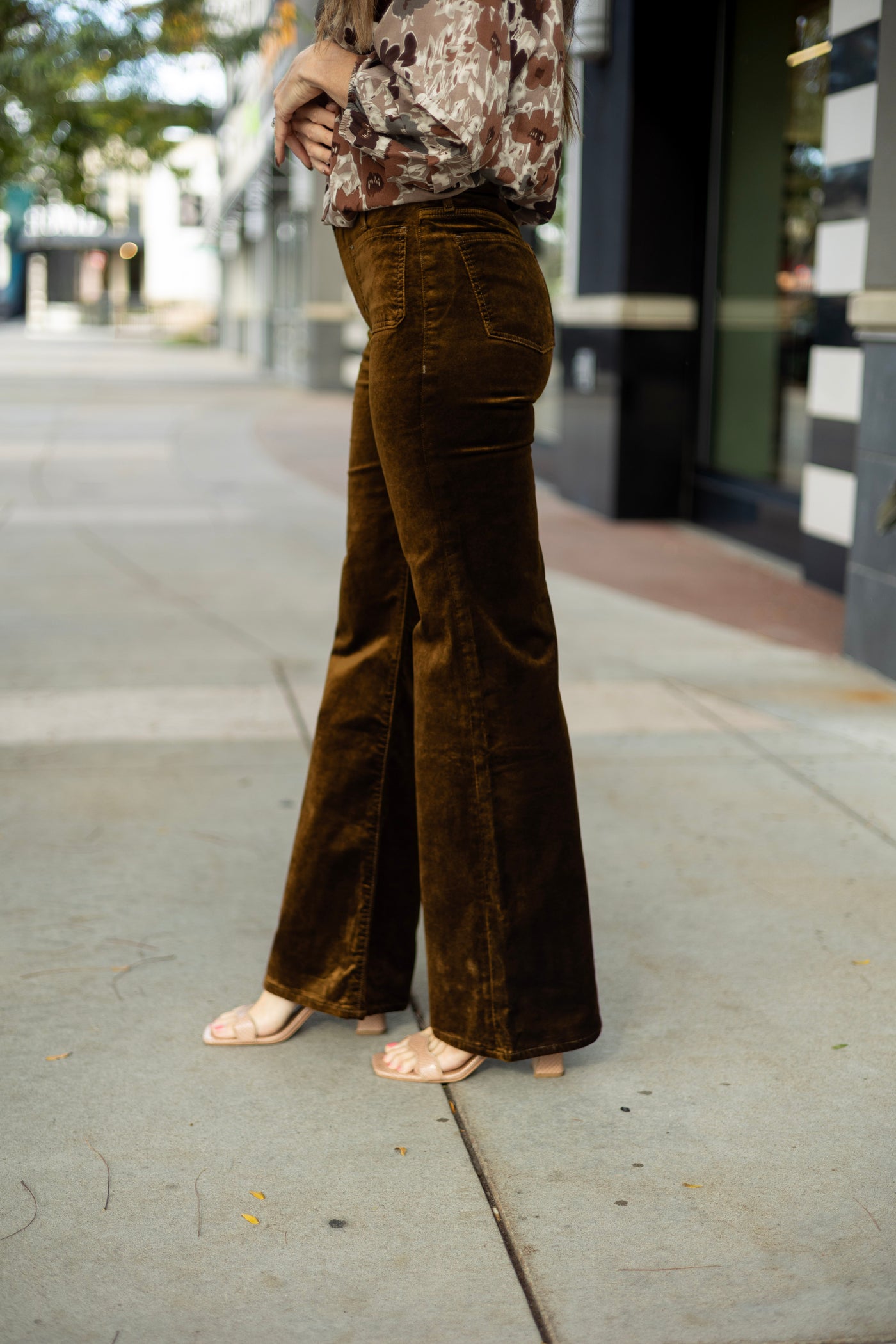 Velvet flare jeans for women