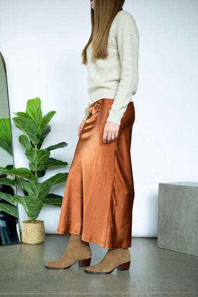 Mermaid fit satin skirt 