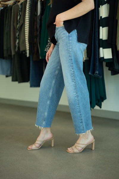 Wide leg, raw hem premium denim