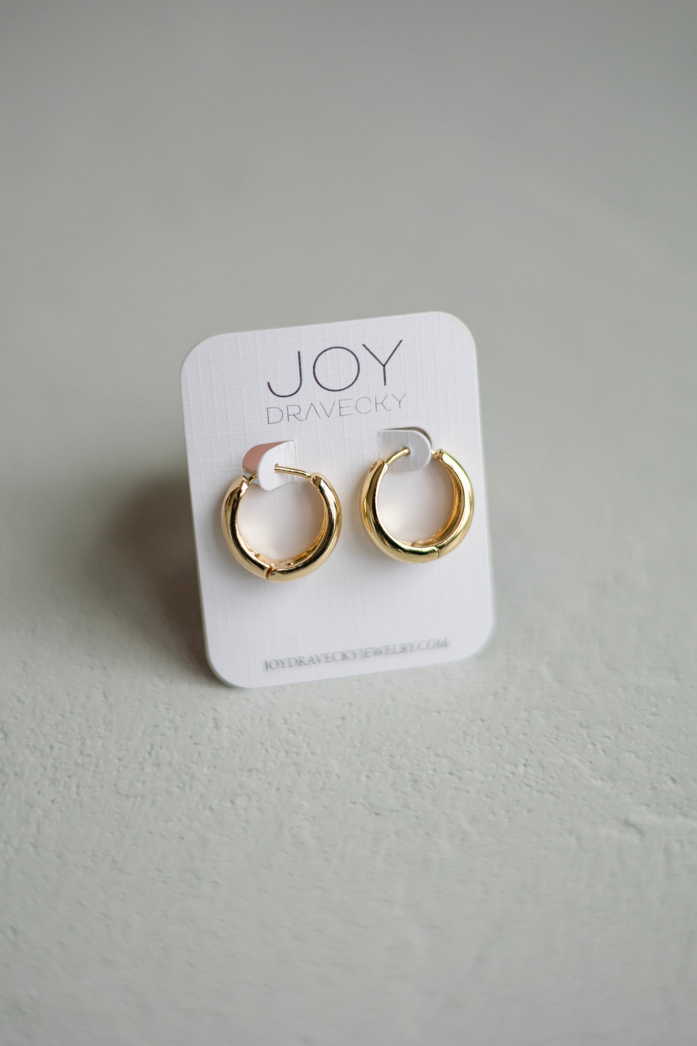 Joy Dravecky small gold hoops