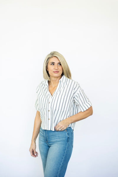 Women's cropped striped button down