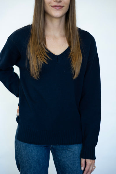 Navy blue, oversized sweater