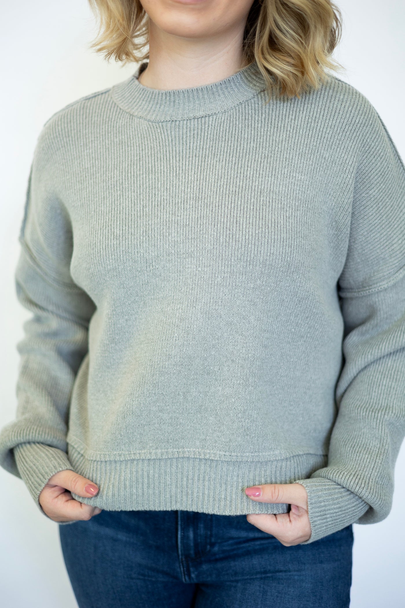 Leda Pullover