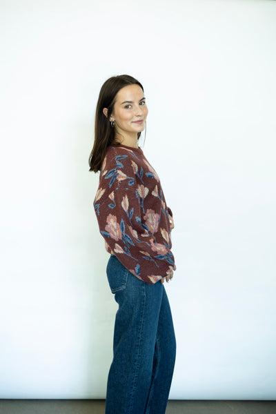 Cozy floral sweater 