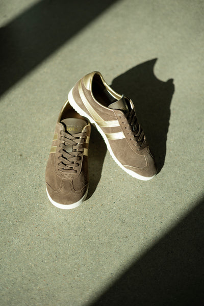 Bullet Pearl Sneakers