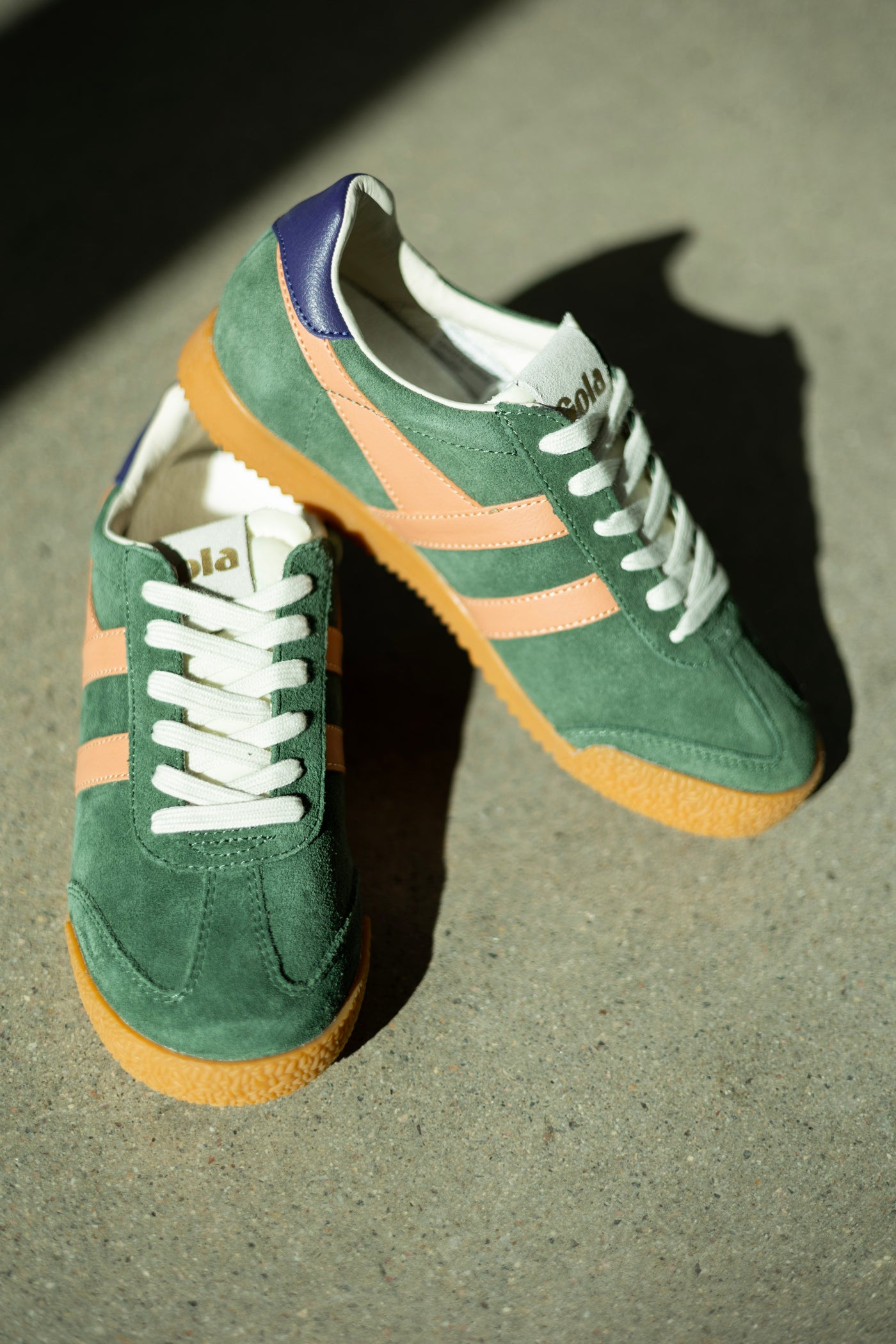 Elan Sneakers