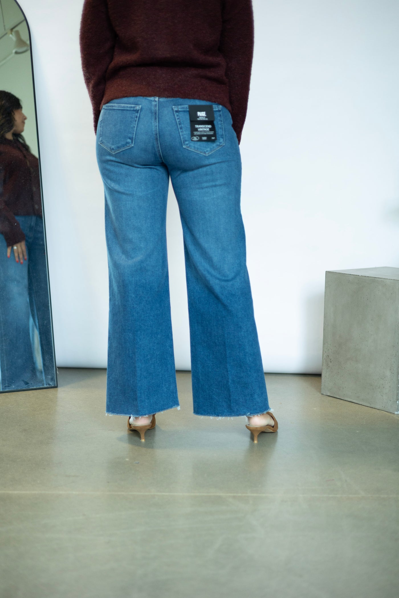 Anessa W/ Raw Hem
