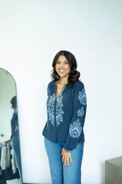 Raglan L/S Button Down Blouse W/ Embriodery