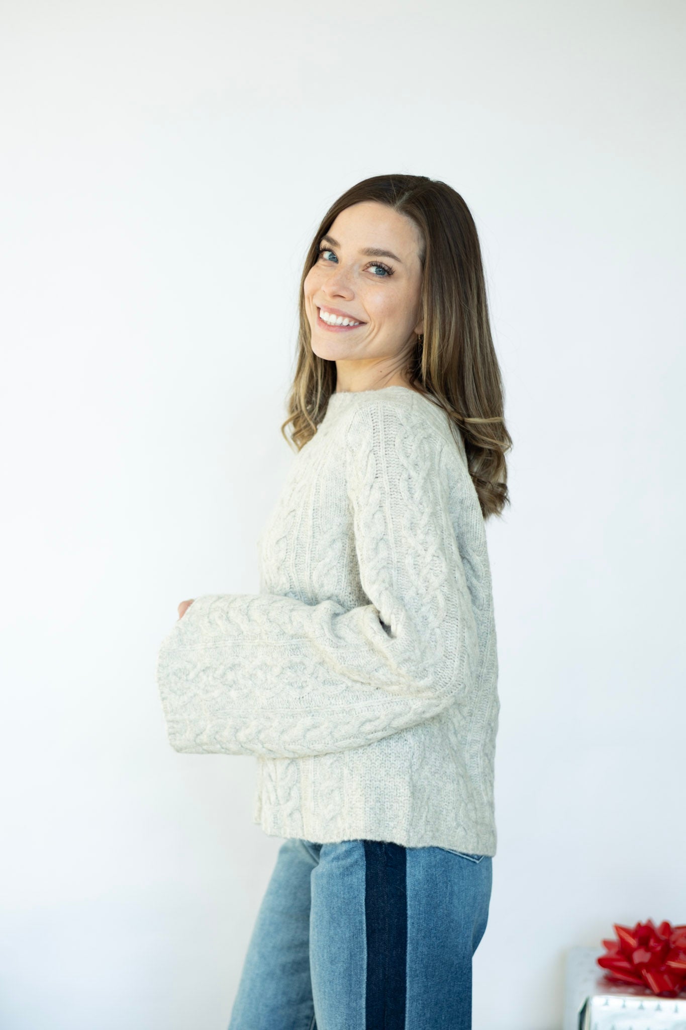 Boat neck, wide sleeves sweater