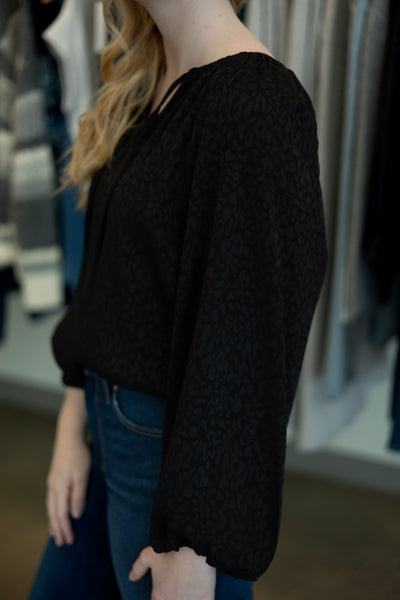 Leopard print, cropped blouse