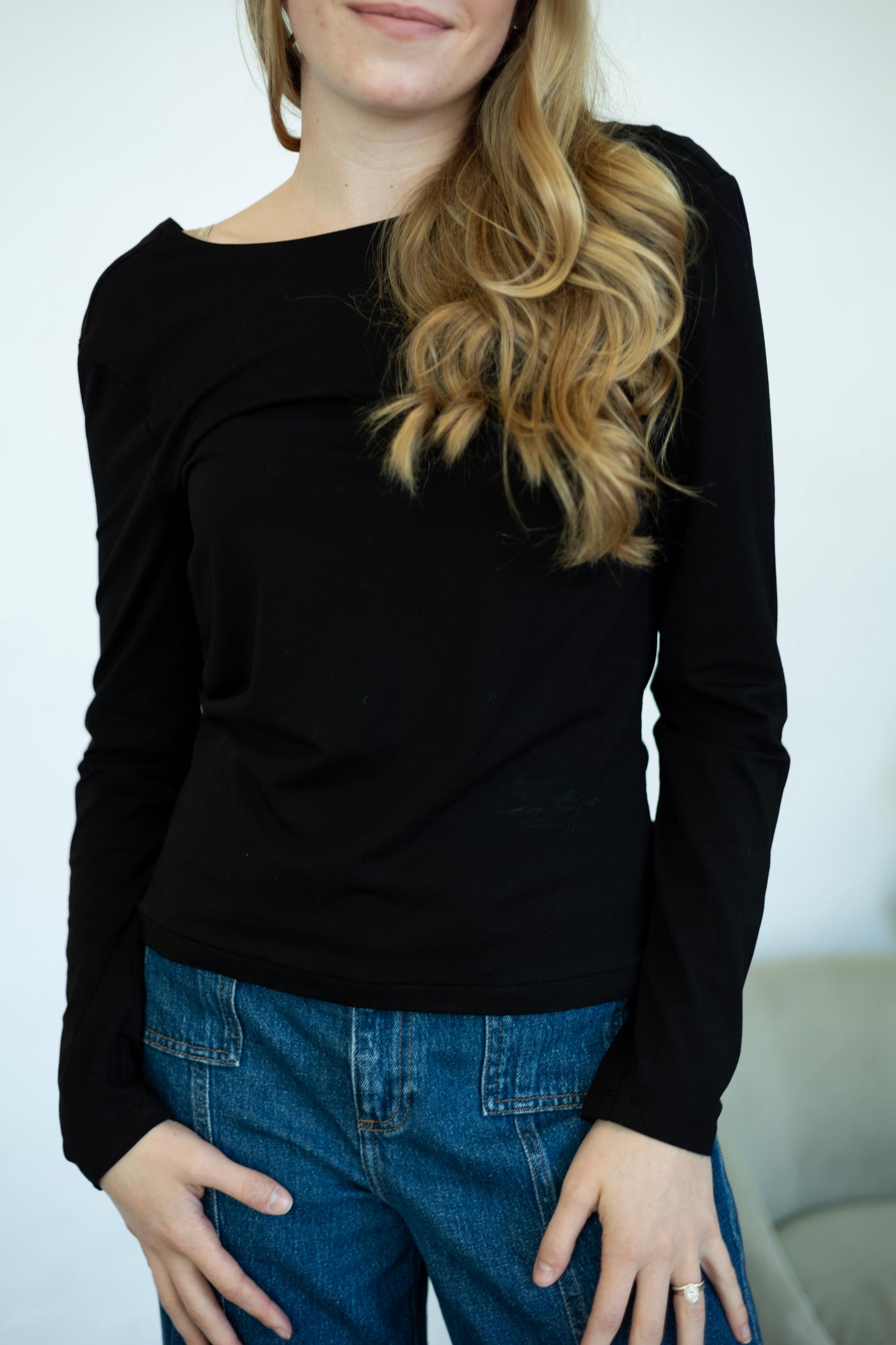 Cowl back top