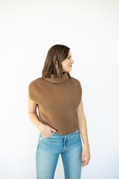 Madison Sleeveless Pullover