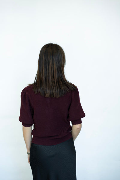 Wine red half sleeve knitted blouse