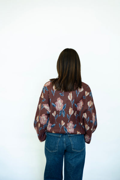 Cozy floral sweater 