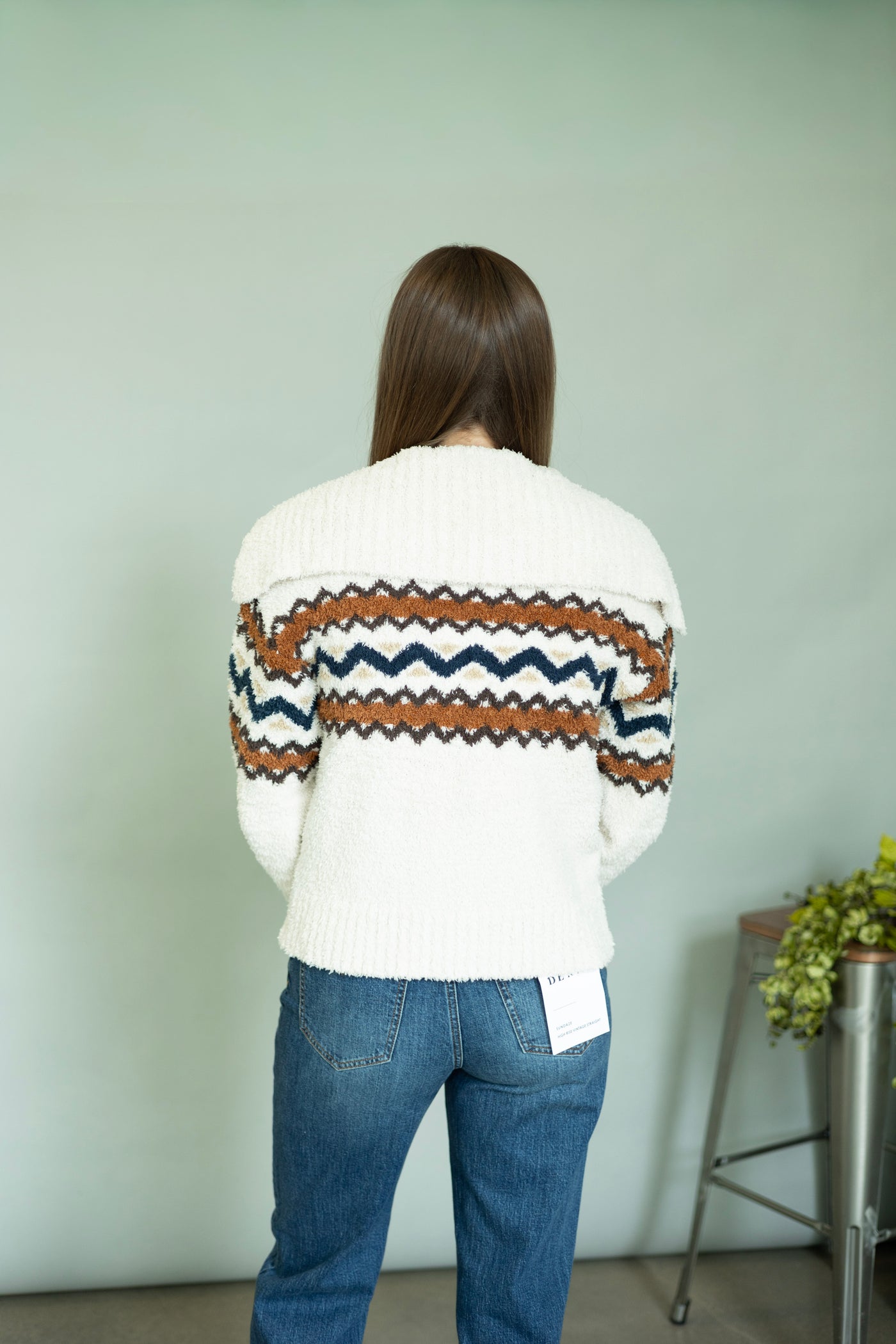 Cozy knitted jacket for women