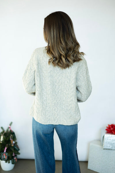 Boat neck, wide sleeves sweater