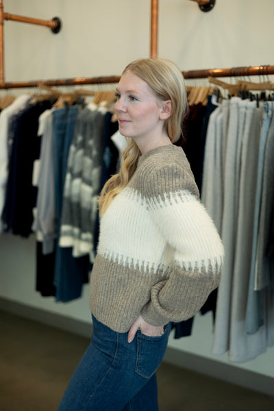 Multi-textured sweater for women