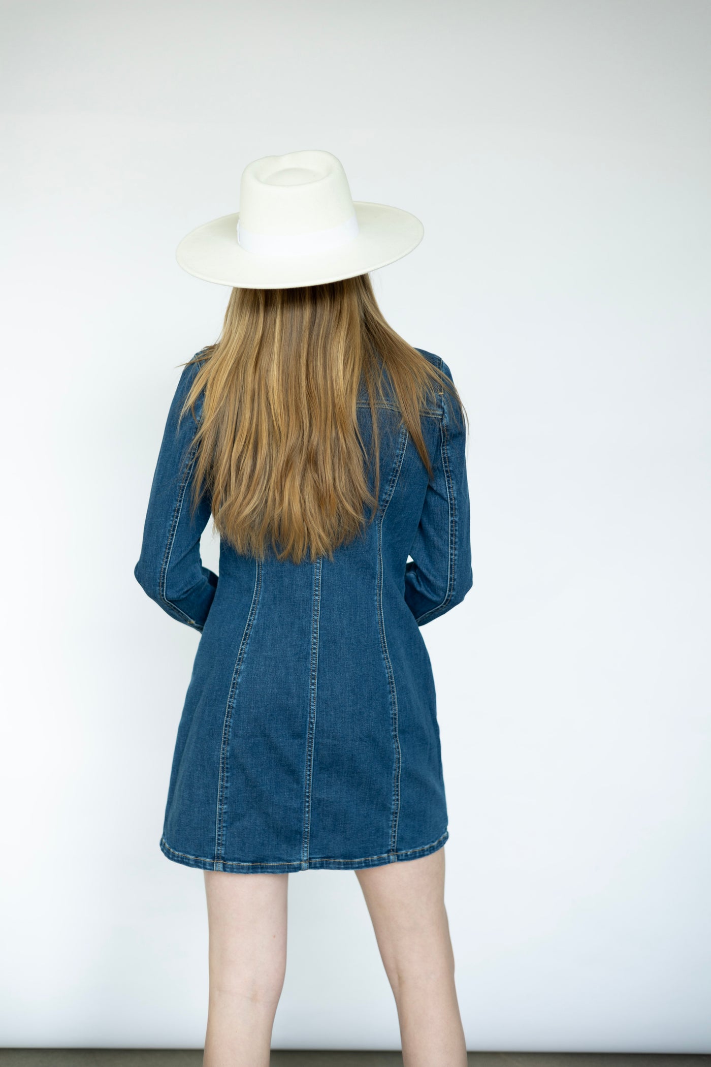 Cute, long sleeve denim dress