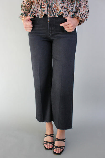 Anessa W/ Raw Hem