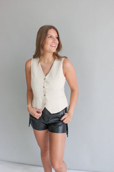 Sleeveless Button Vest